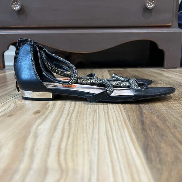 Vince Camuto Sandal - Picture 2 of 5